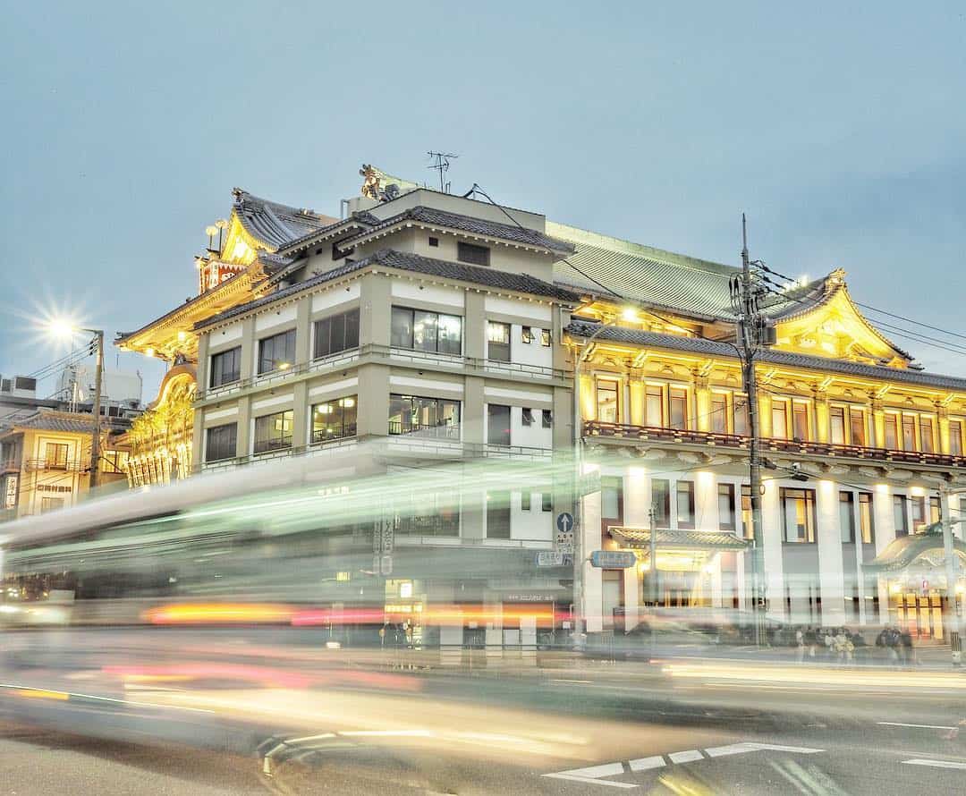 Japan street scene Photographer Andrea Rees